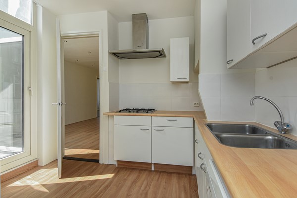 Medium property photo - Halleystraat 52, 2563 EP The Hague